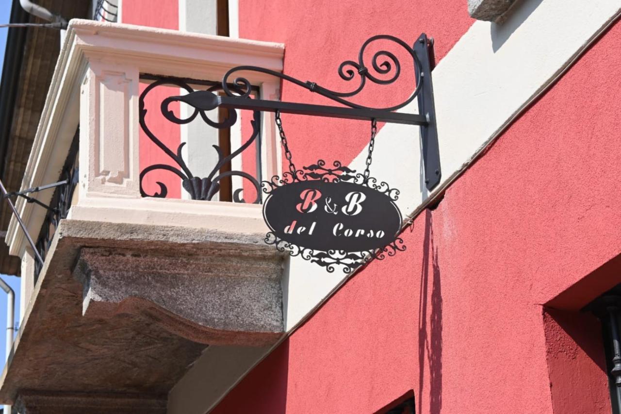 B&B Del Corso Castano Primo Bagian luar foto